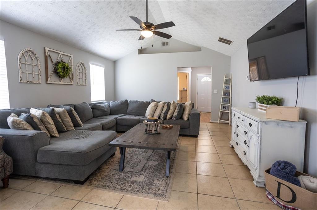 407 Dove Lane