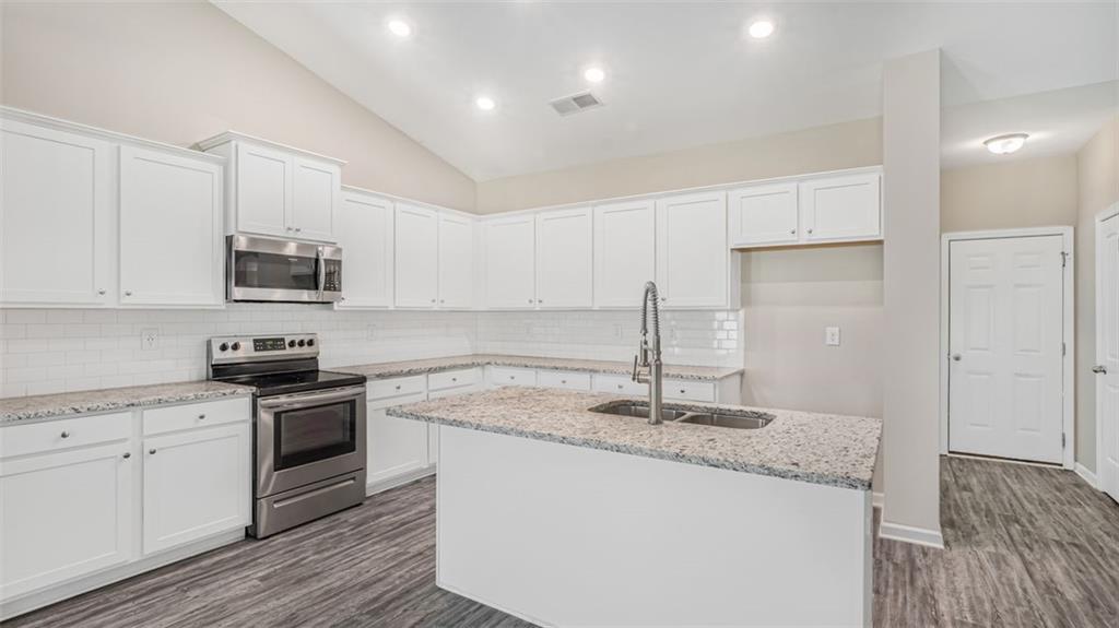 208 STONE CREEK Court