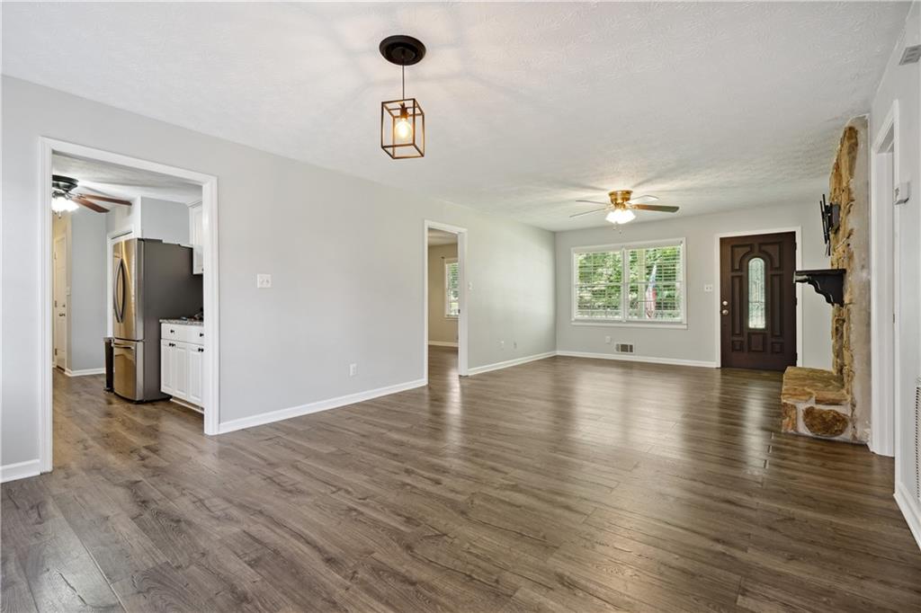 909 Pinedale Terrace