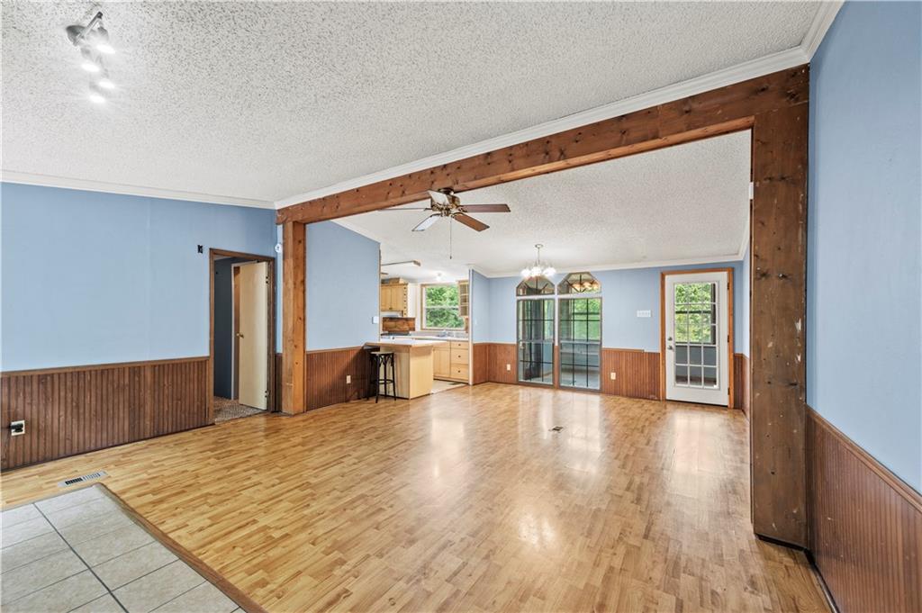 1388 Thompson Waddell Road
