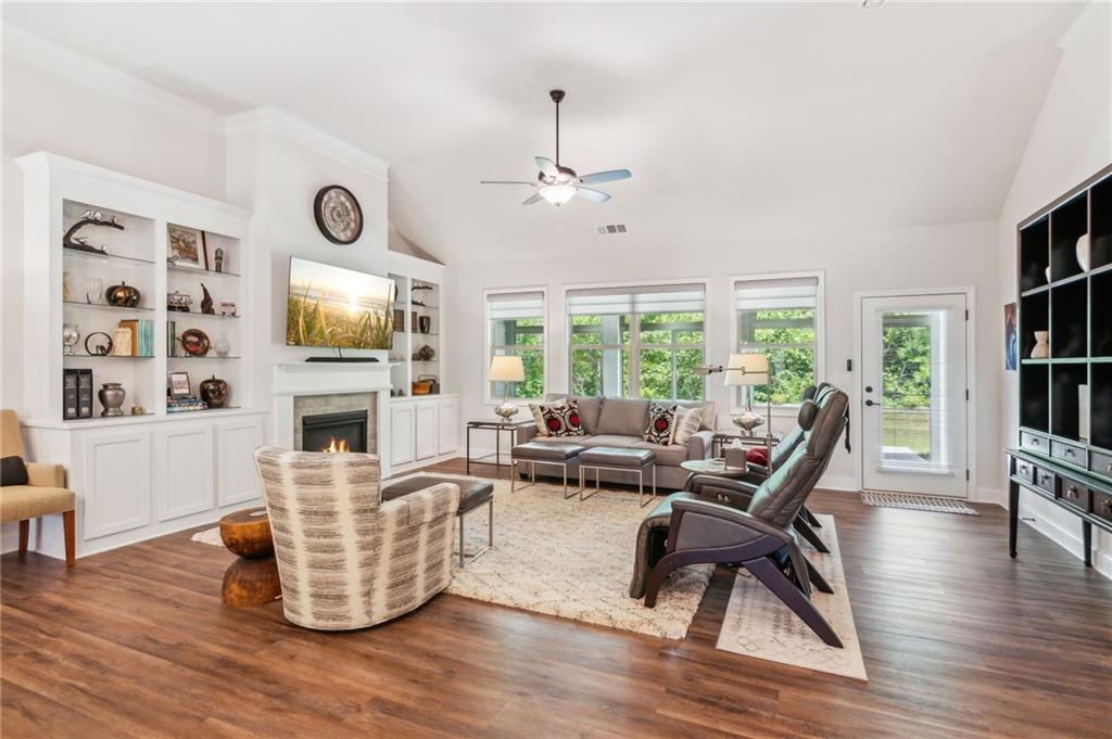 409 Hudson Cove Trail