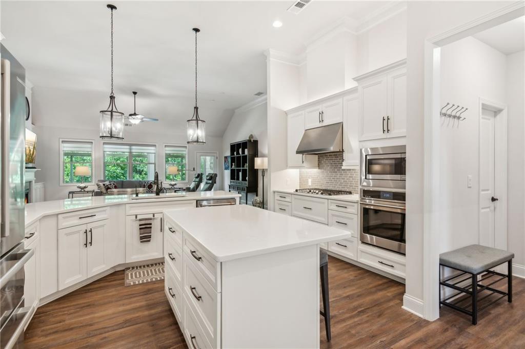409 Hudson Cove Trail