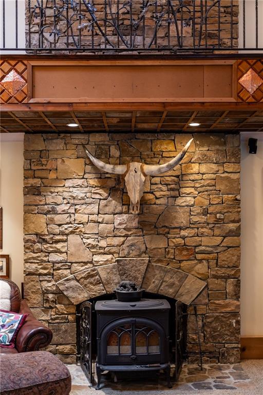 9975 BALL GROUND Highway