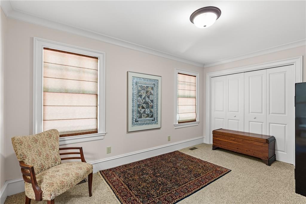 9975 BALL GROUND Highway