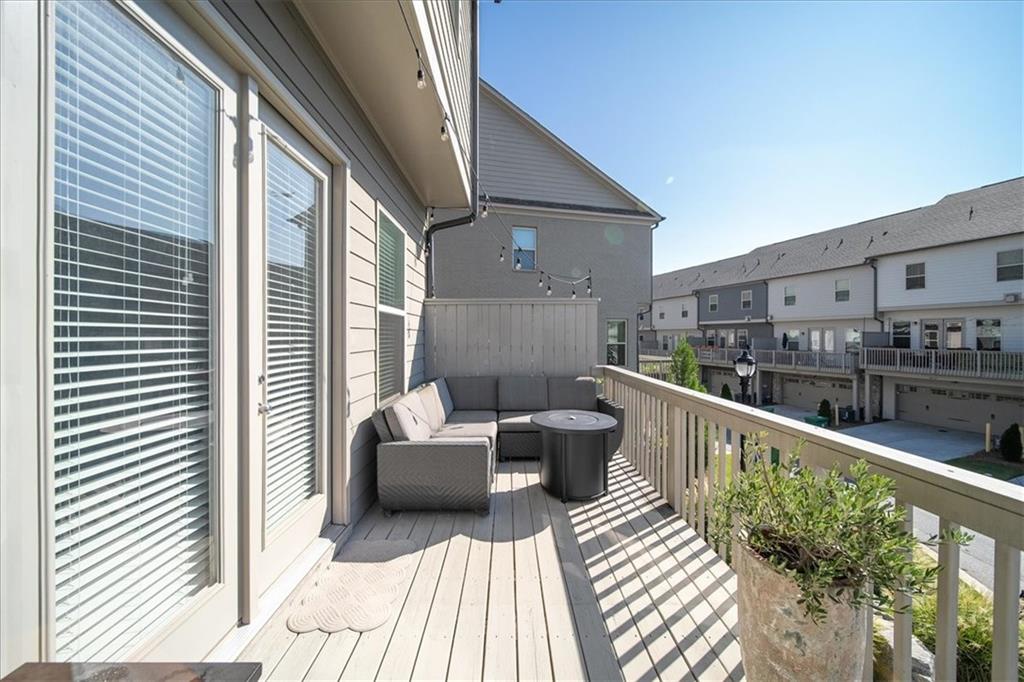 1912 Skyfall Circle NE