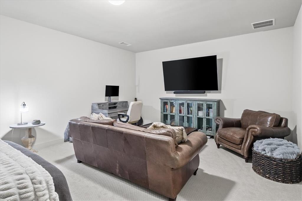 1912 Skyfall Circle NE