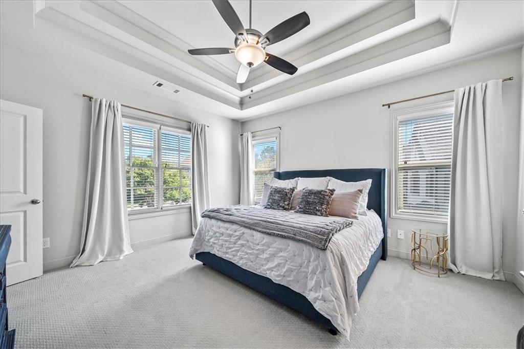 1912 Skyfall Circle NE