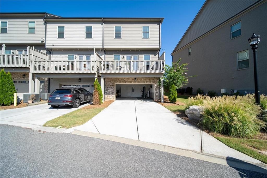 1912 Skyfall Circle NE