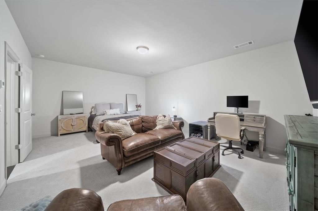 1912 Skyfall Circle NE