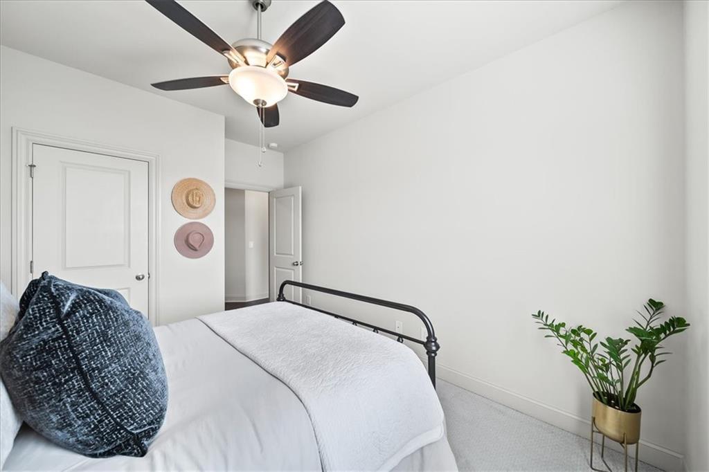 1912 Skyfall Circle NE