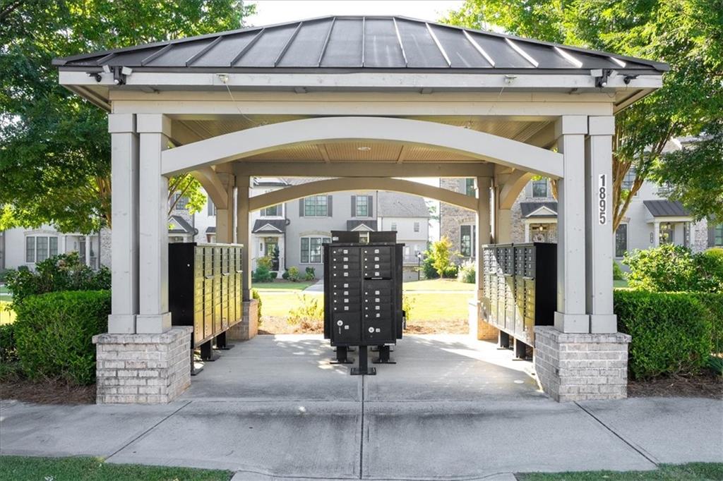 1912 Skyfall Circle NE