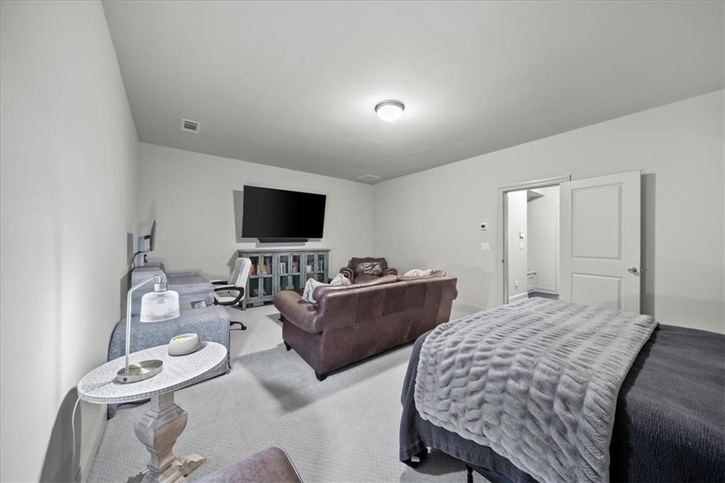 1912 Skyfall Circle NE