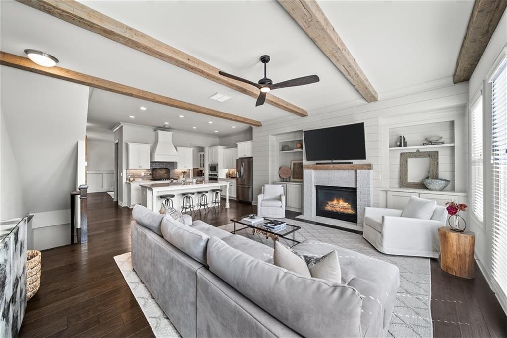 1912 Skyfall Circle NE