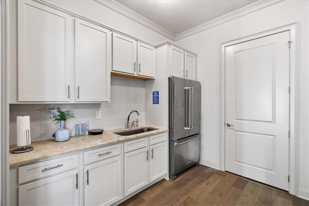 1912 Skyfall Circle NE