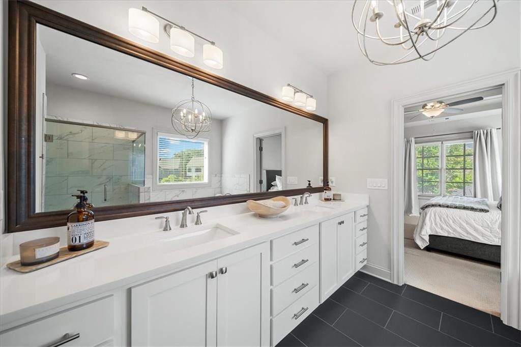 1912 Skyfall Circle NE