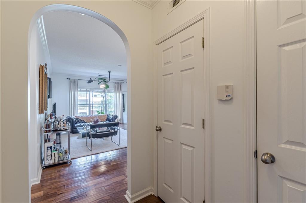 4333 DUNWOODY Park Unit 2212