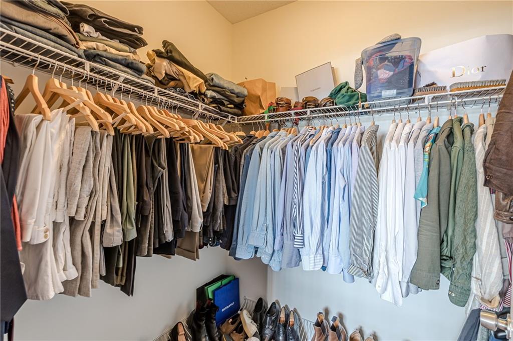 4333 DUNWOODY Park Unit 2212