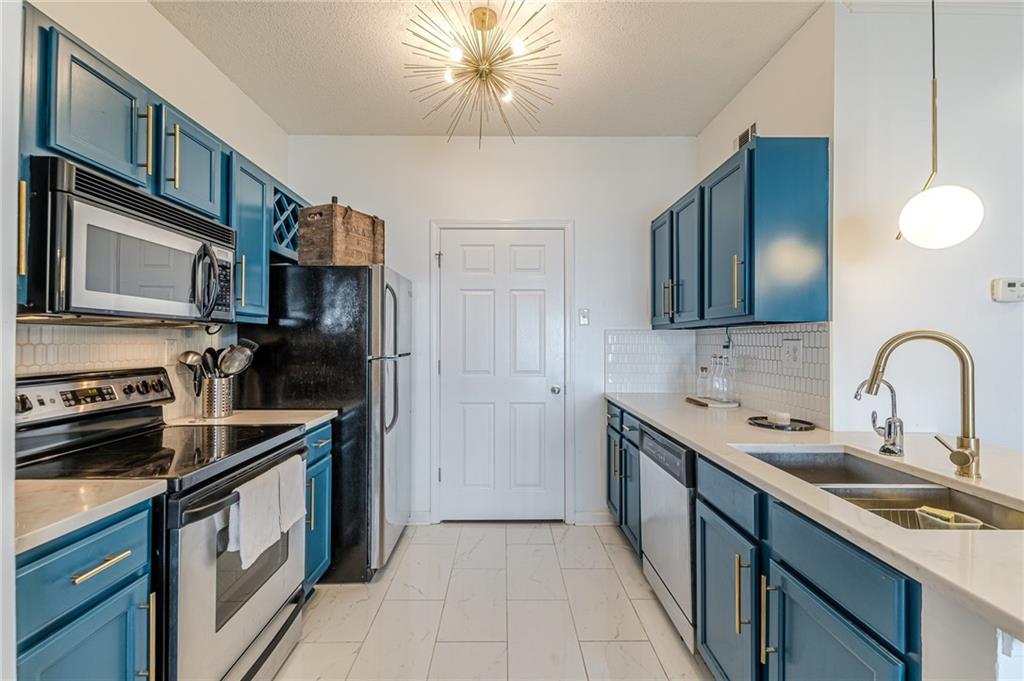 4333 DUNWOODY Park Unit 2212