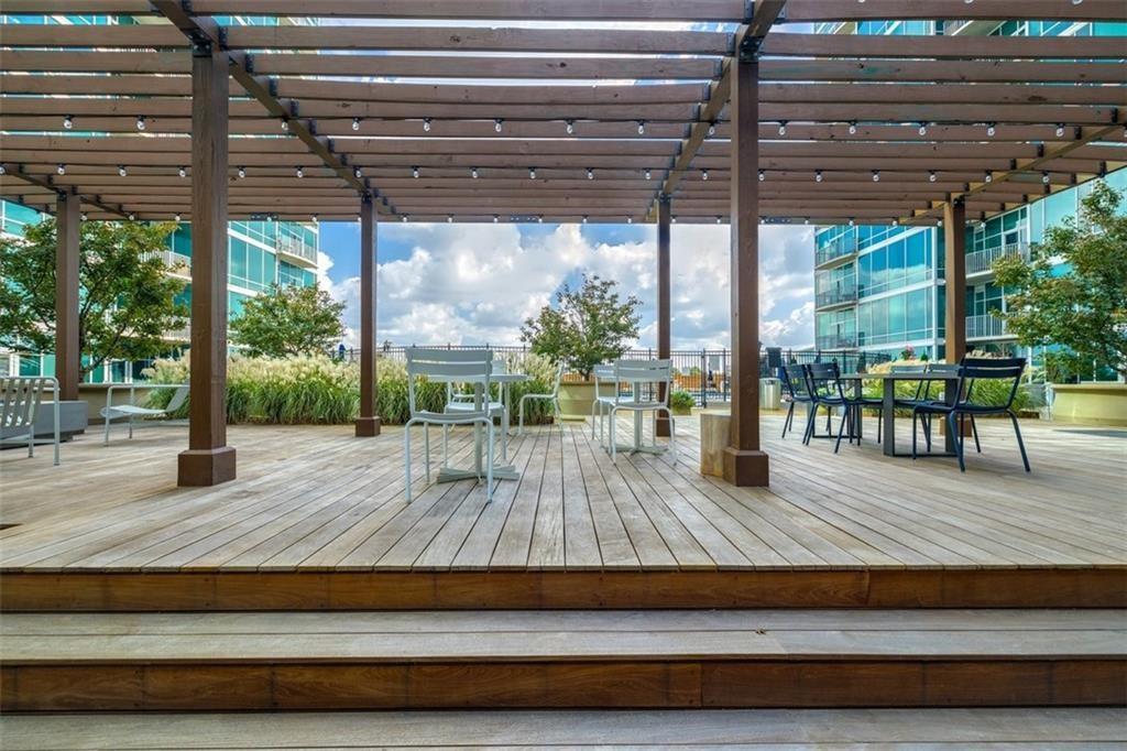 923 Peachtree Street NE Unit 927