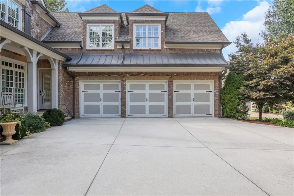 4011 Idlewilde Meadows Drive NE