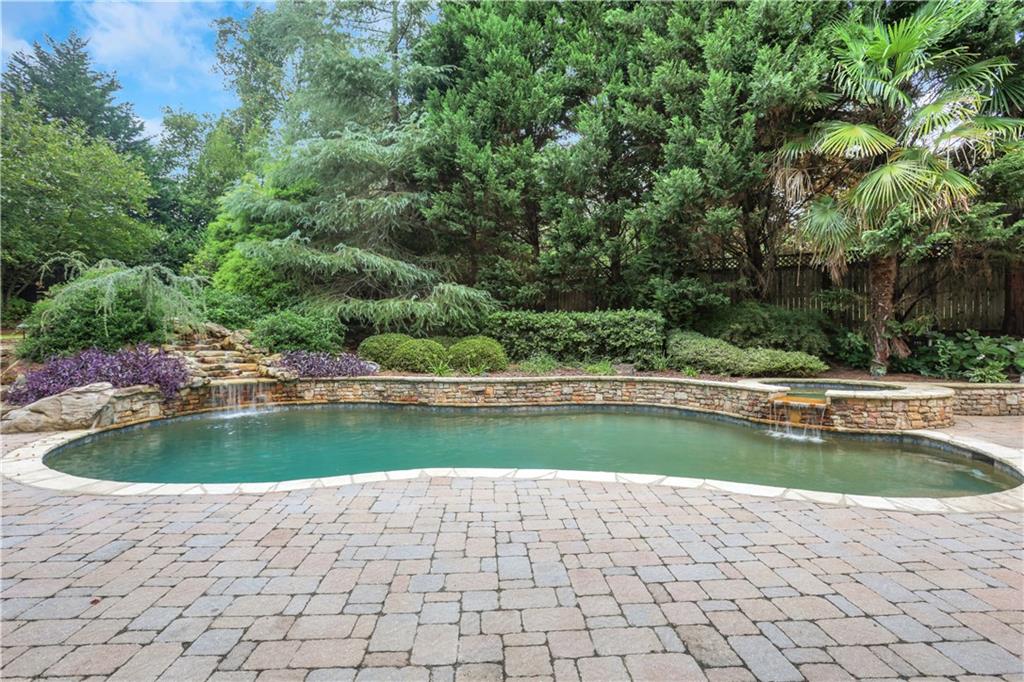 4011 Idlewilde Meadows Drive NE