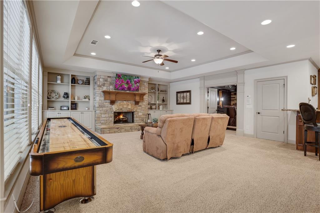 4011 Idlewilde Meadows Drive NE