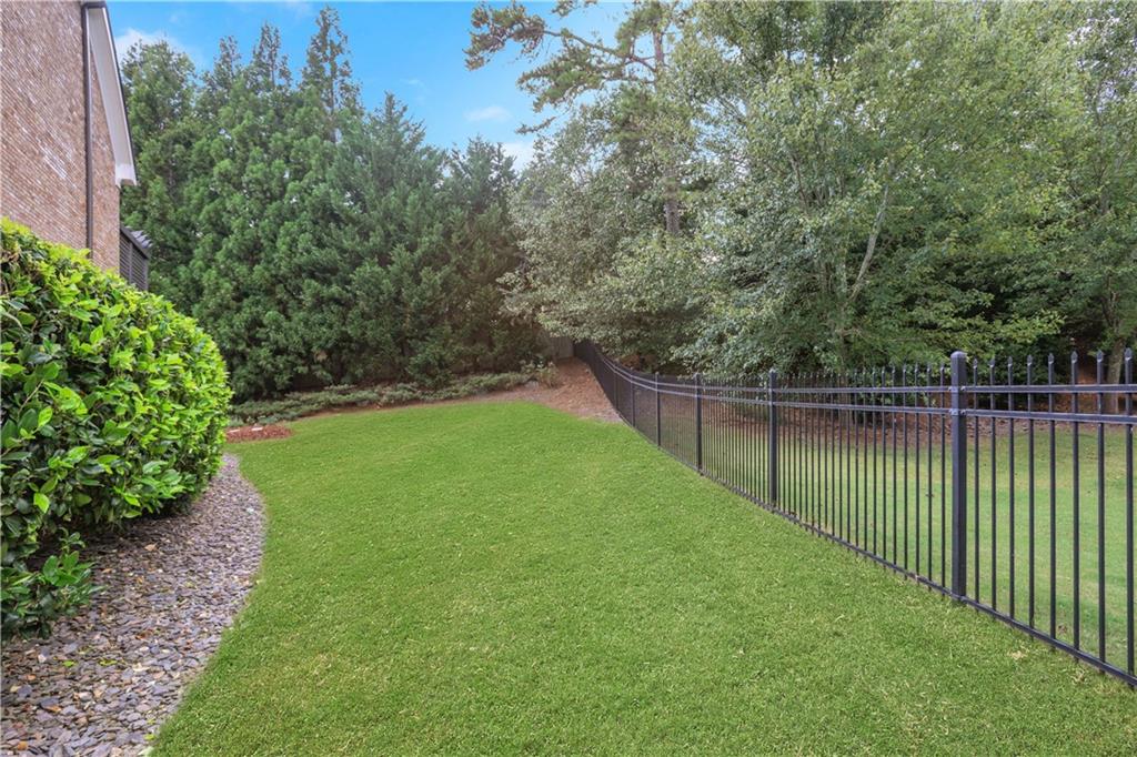 4011 Idlewilde Meadows Drive NE