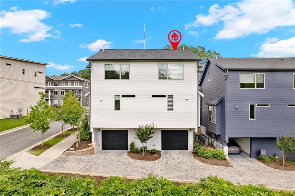 84 Rowe Street NE