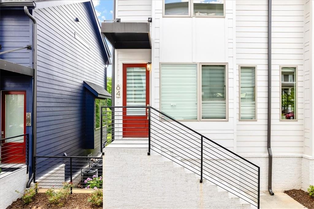 84 Rowe Street NE