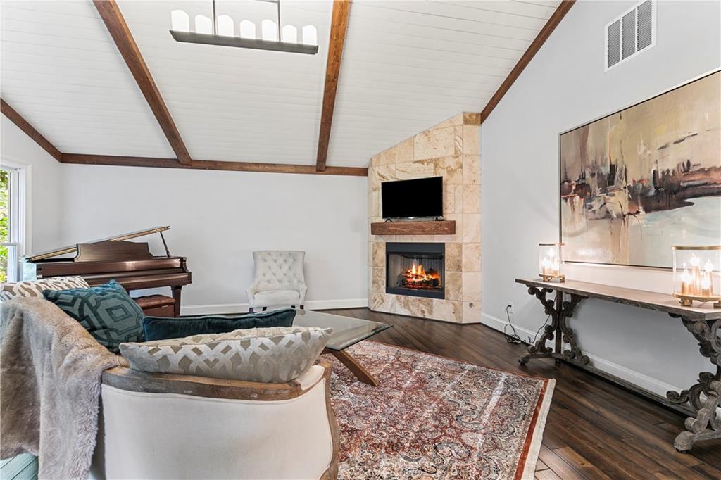 2550 Bentbrook Drive