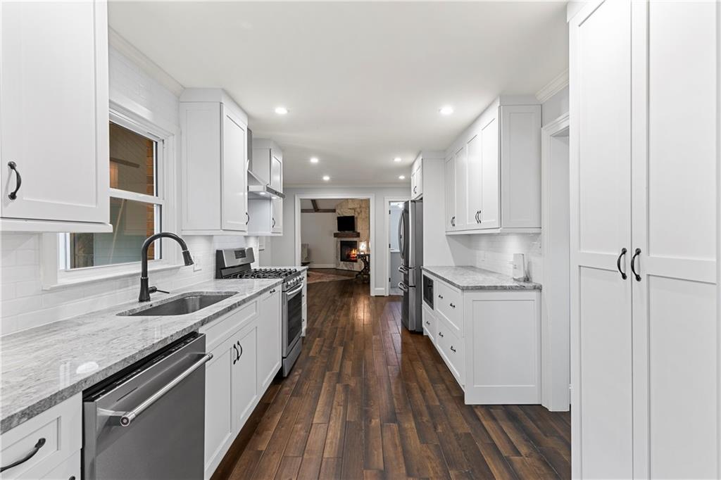 2550 Bentbrook Drive