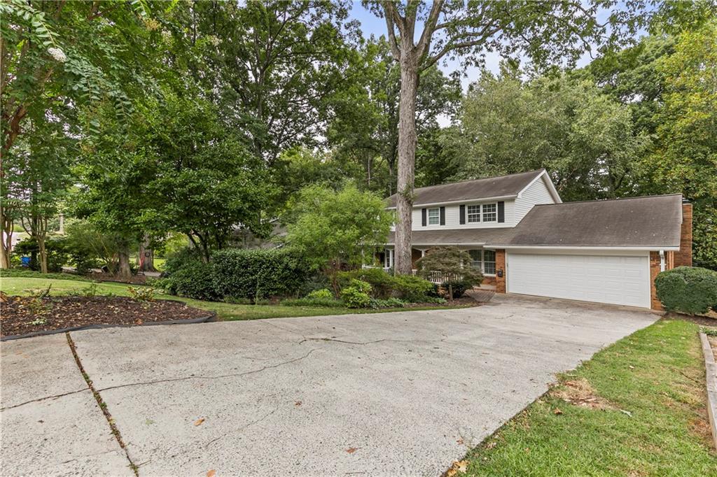 2550 Bentbrook Drive