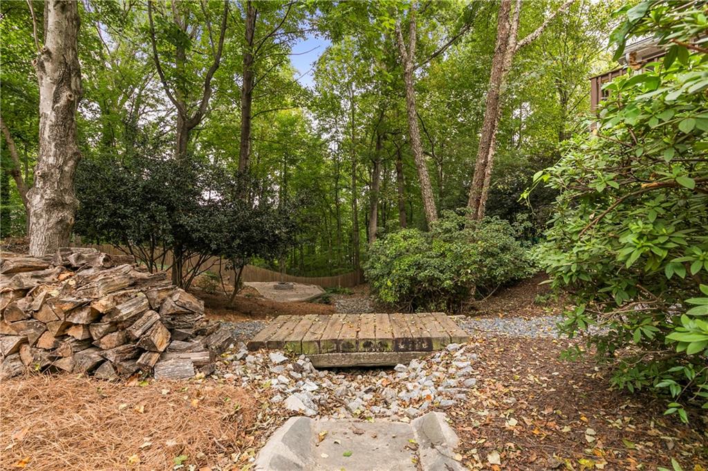 2550 Bentbrook Drive