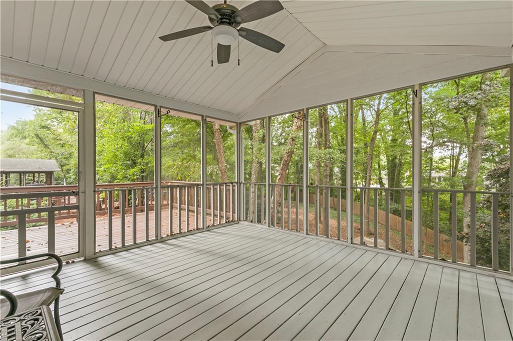 2550 Bentbrook Drive