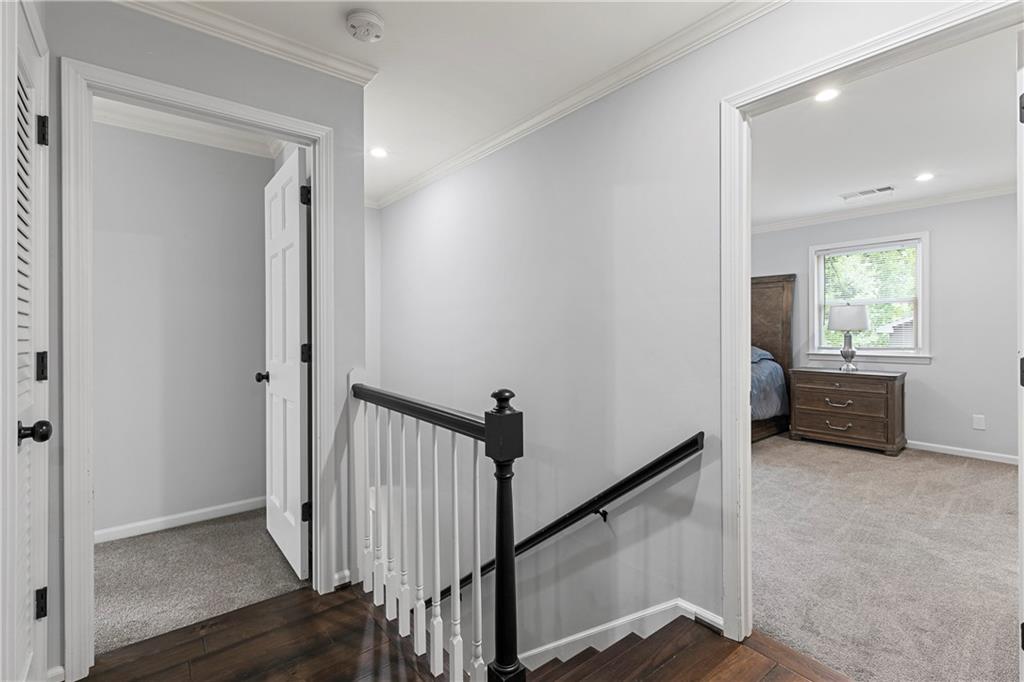2550 Bentbrook Drive