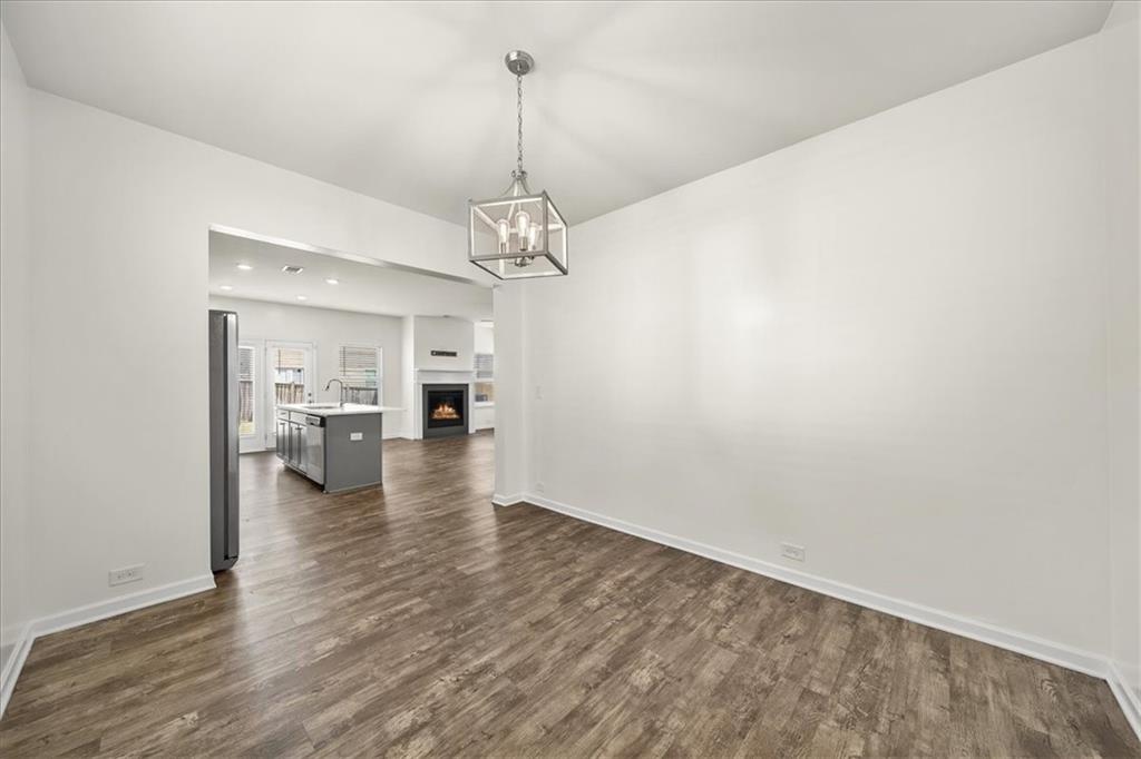 3947 Lake Manor Way