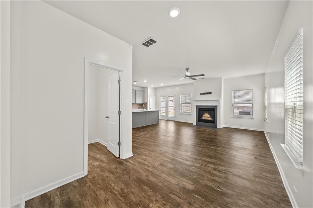 3947 Lake Manor Way