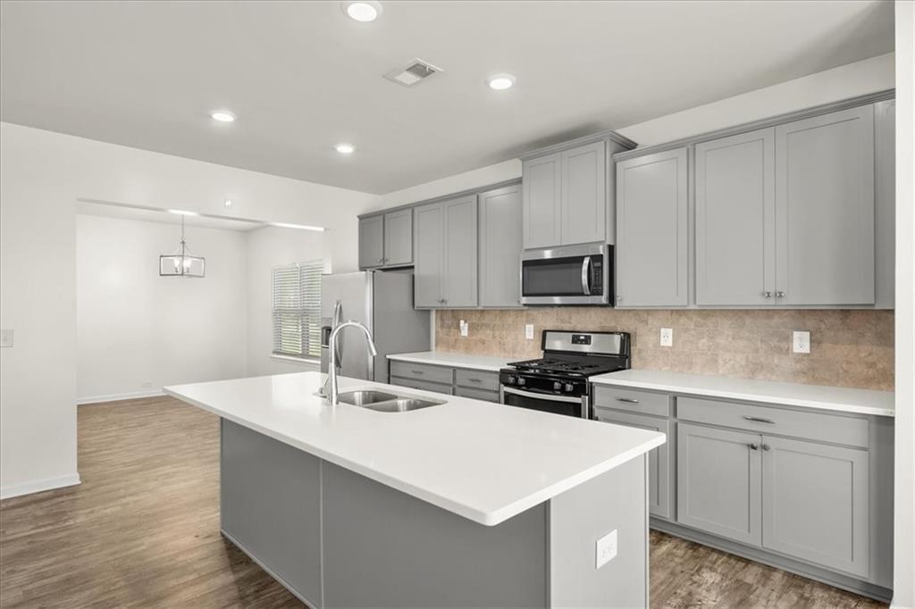 3947 Lake Manor Way