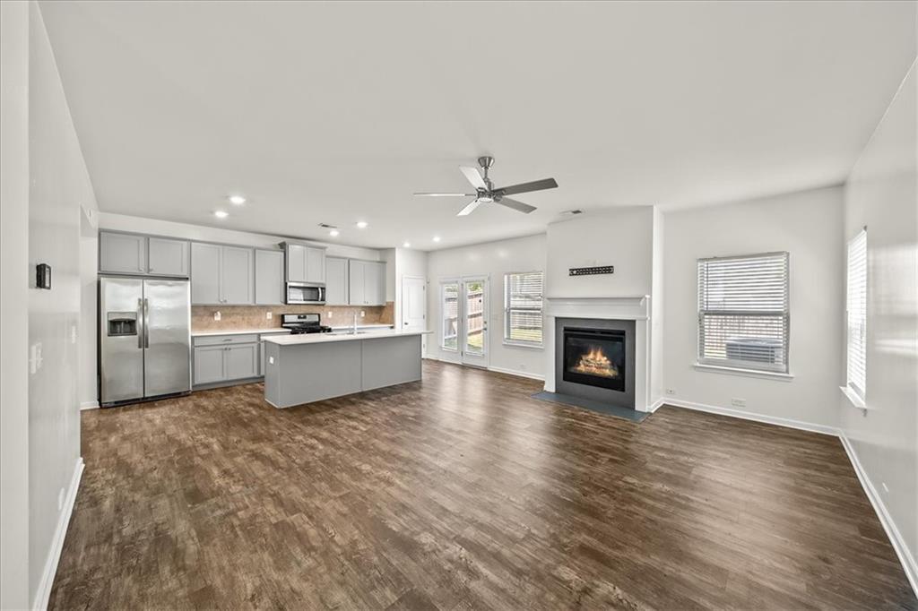 3947 Lake Manor Way