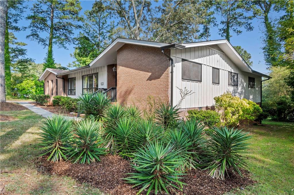 1631 Hebron Lane