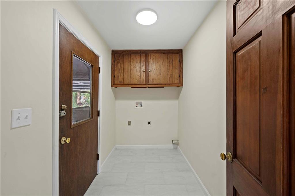 1631 Hebron Lane