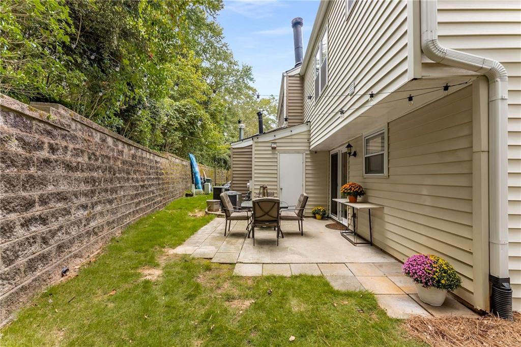3001 Queen Anne Court