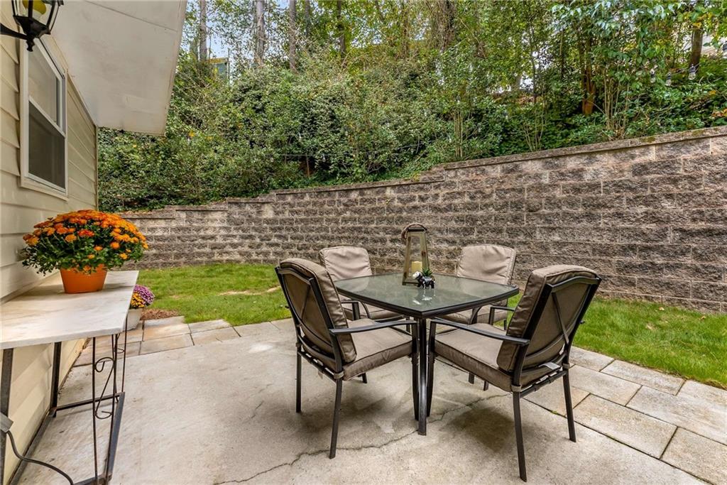 3001 Queen Anne Court