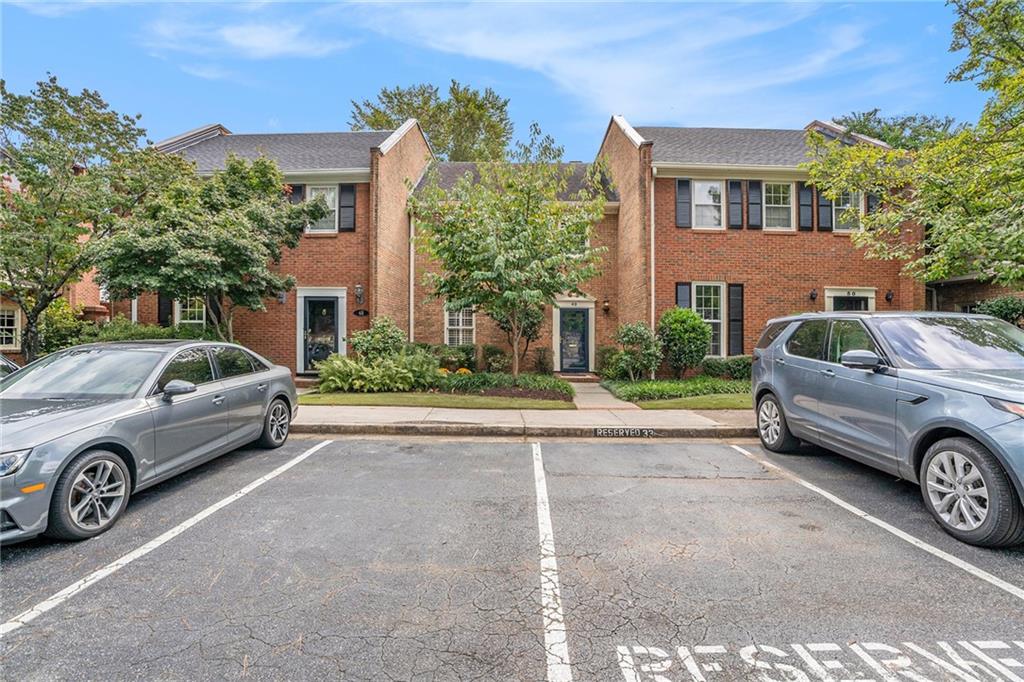 49 Lullwater Place NE