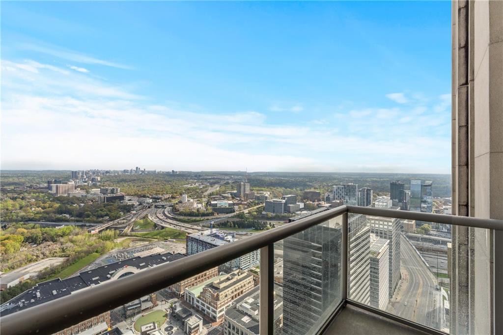 270 17th Street NW Unit 4604