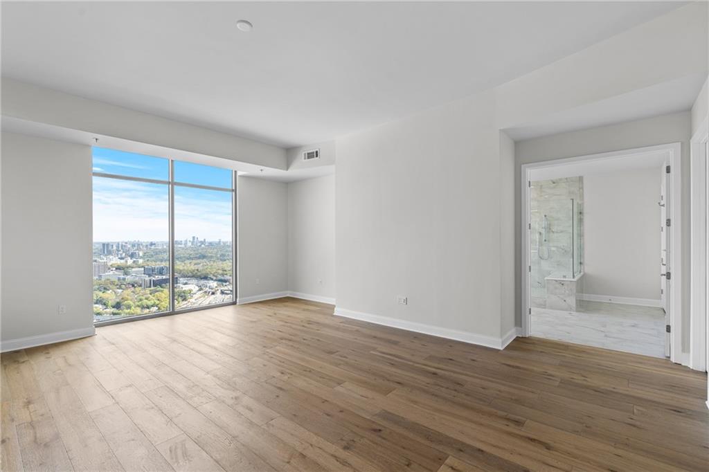 270 17th Street NW Unit 4604