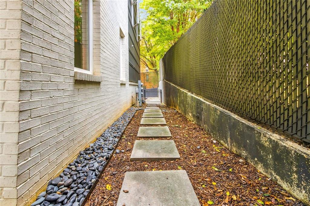 1137 PONCE DE LEON Avenue NE Unit 1