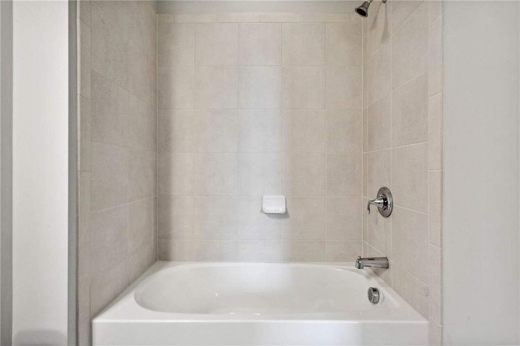3647 Allegretto Circle