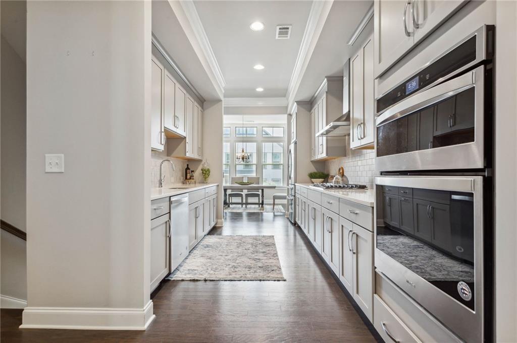 3647 Allegretto Circle