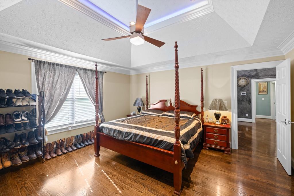 463 Hickory Bluff